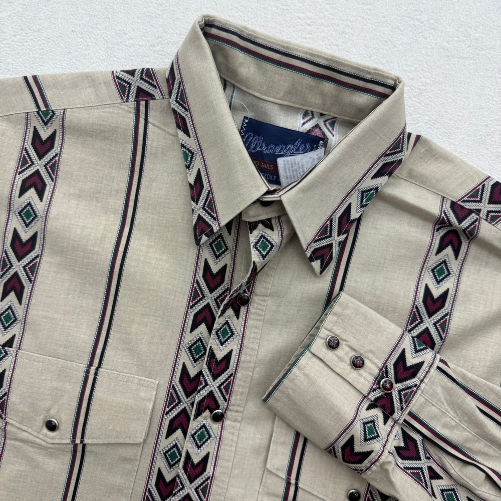 Wrangler Western Pearl Snap Shirt Men 15.5-34 M Aztec Geometric X-Long Tails Vtg